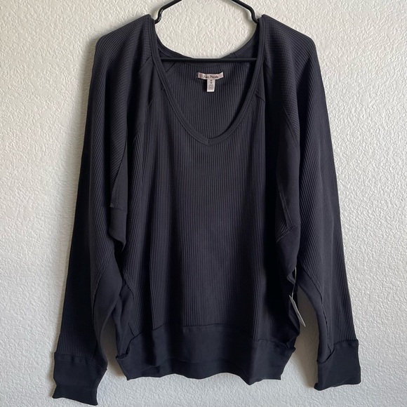 Free People NWT Santa Clara Thermal in Black. Various sizes - Picture 2 of 6
